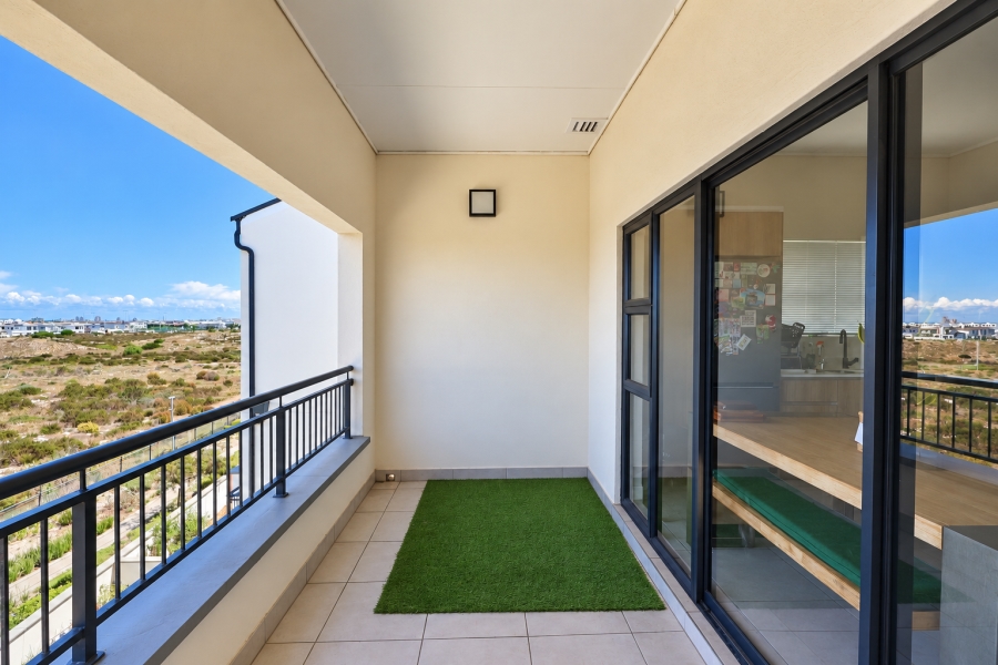 To Let 2 Bedroom Property for Rent in Sandown Western Cape